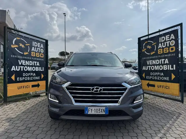 Hyundai Tucson view 2