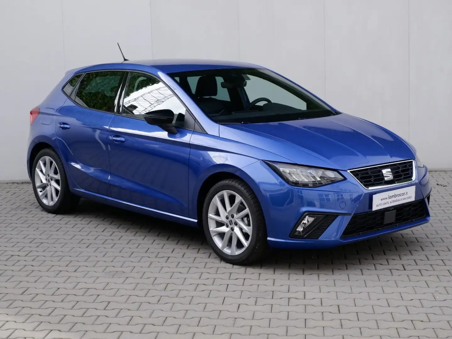 SEAT Ibiza 1.0 EcoTSI 95 CV 5 porte FR KM Zero Blu/Azzurro - 2