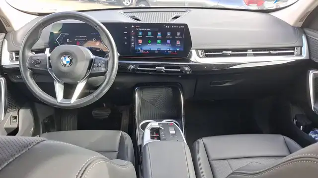 BMW X1 view 11
