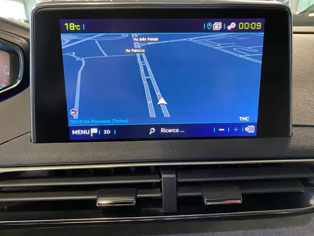 Peugeot 3008 view 10