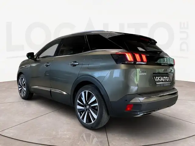 Peugeot 3008 view 5