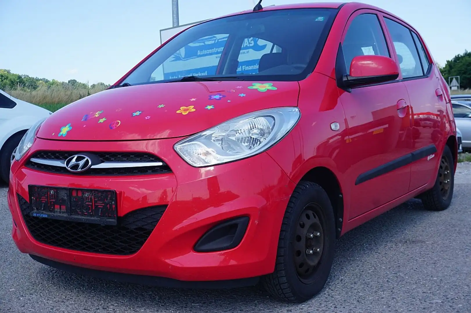 Hyundai i10 1,1 Life Roşu - 2