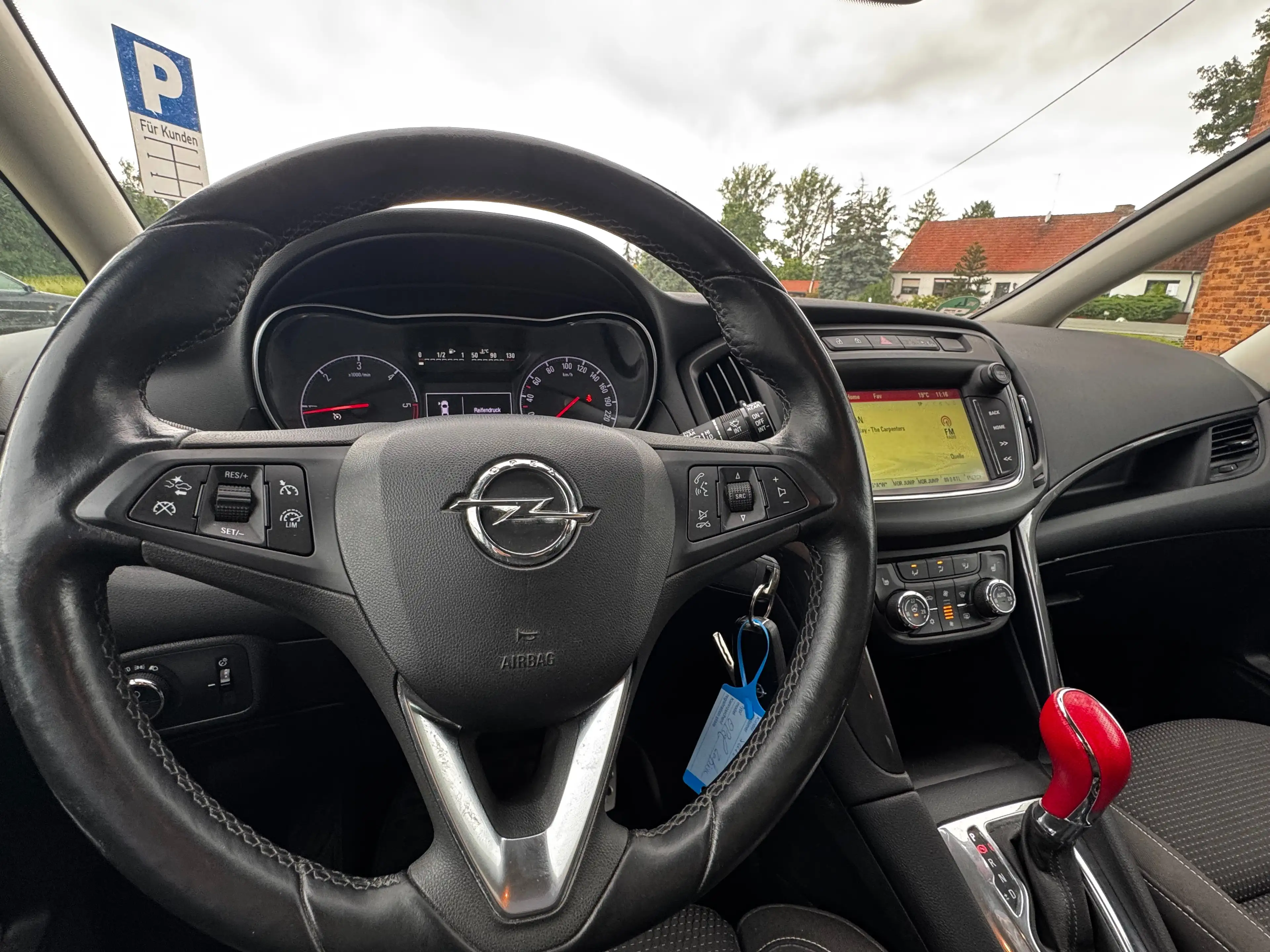 Opel Zafira Tourer Business Innovation — photo 11