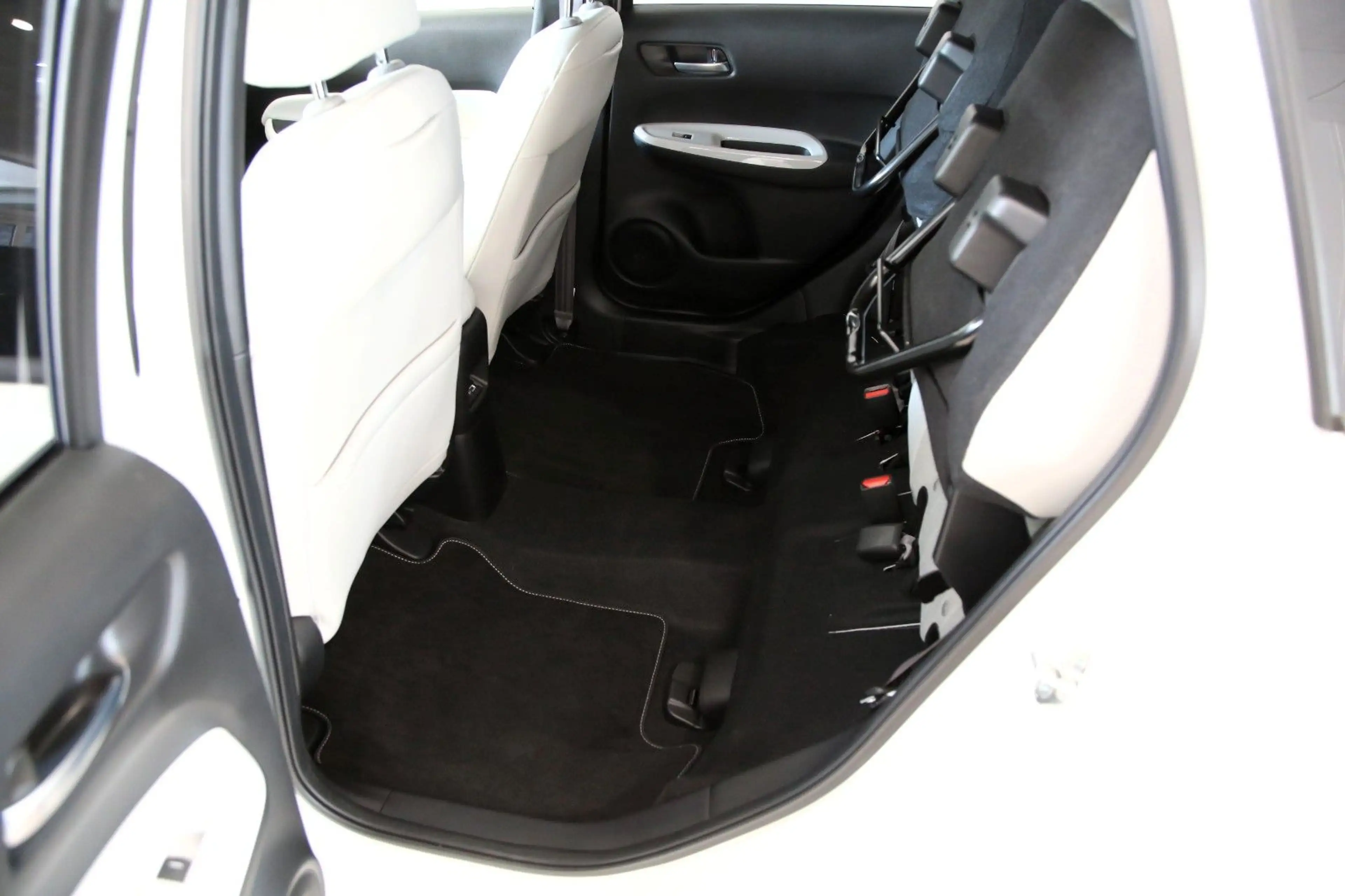 Honda Jazz 1.5 i-MMD Hybrid Executive RFK DAB Navi SHZ — photo 7