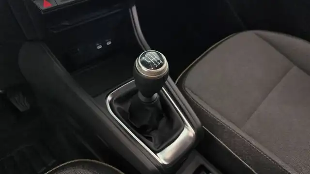 Renault Captur view 4