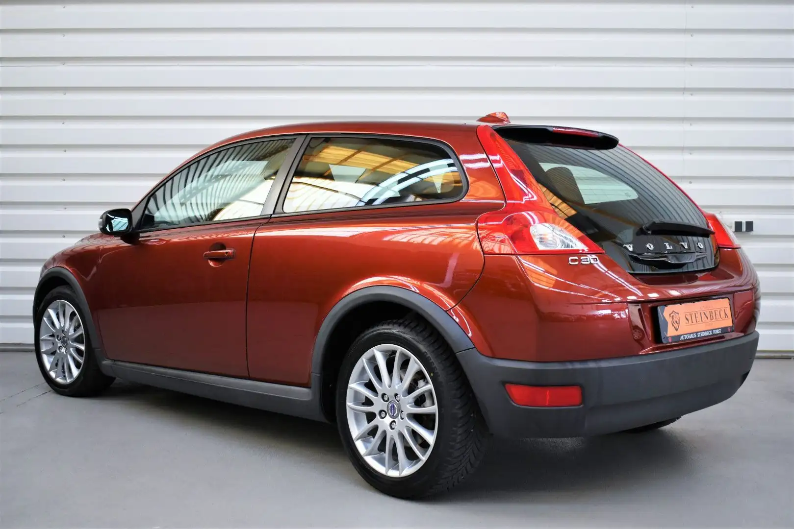 Volvo C30 1.6 Edition+Klimaautom.+Allwetter+ALU Rouge - 2