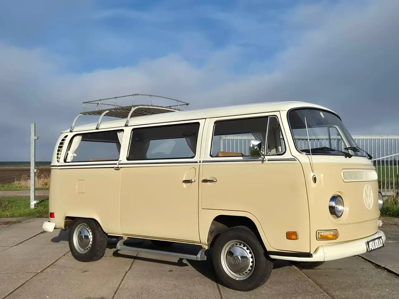 Volkswagen T2a deluxe, foto 4