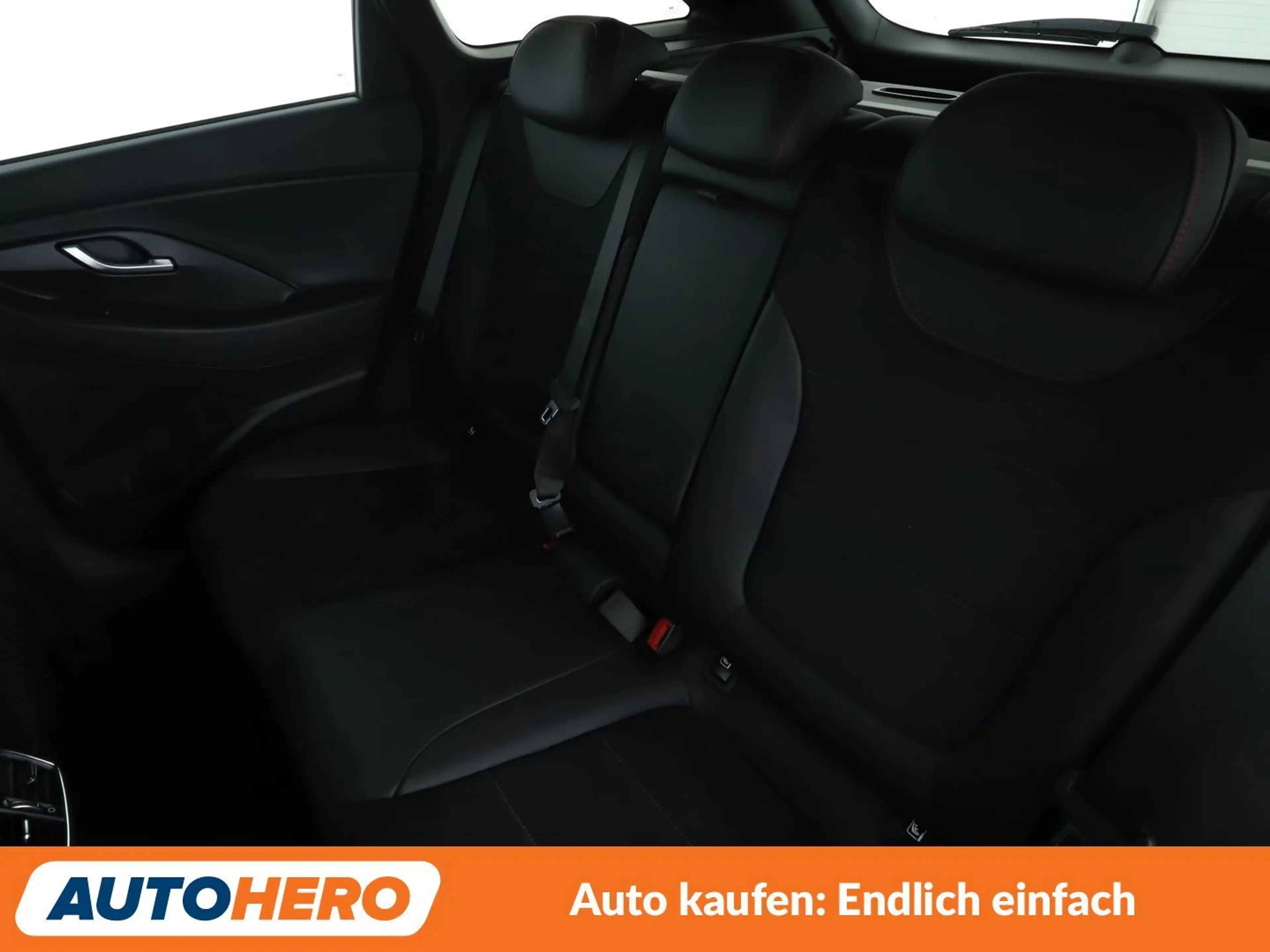 Hyundai i30 1.5 T-GDI Mild-Hybrid N Line Aut.*NAVI*LED*ACC* — photo 14