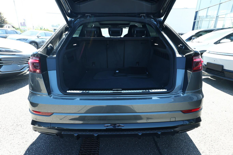 Audi Q8 S line 2xS AssistenzP+ 22Z Laser Pano B&O Leder... — photo 11