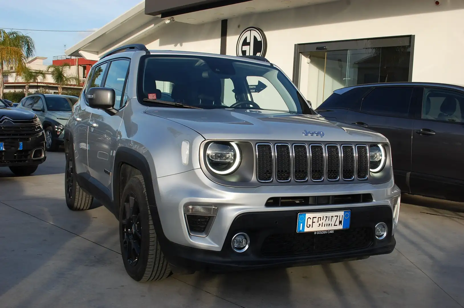 Jeep Renegade 1.6 mjt Limited 2wd 130CV Uff Italy Clima Led USB Plateado - 1