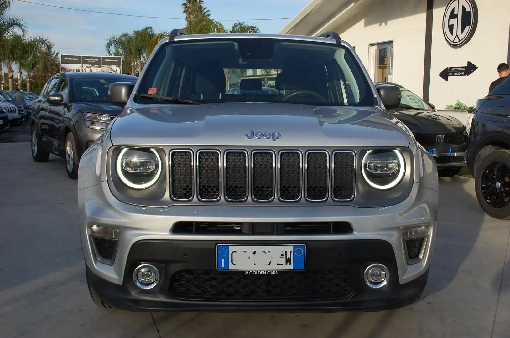 Jeep Renegade 1.6 mjt Limited 2wd 130CV Uff Italy Clima Led USB Plateado - 2