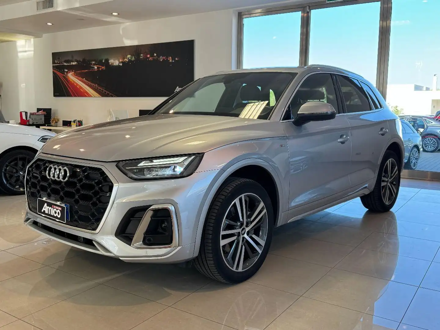 Audi Q5 2.0 TDI 204CV S-LINE Doppio Cerchi 20 Gris - 2