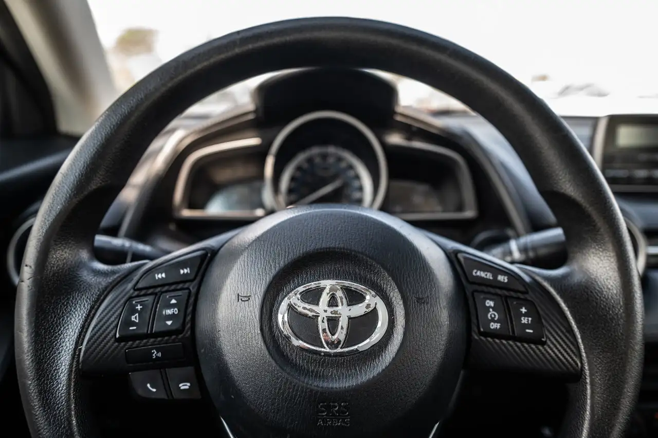 Toyota Yaris снимка Toyota Yaris