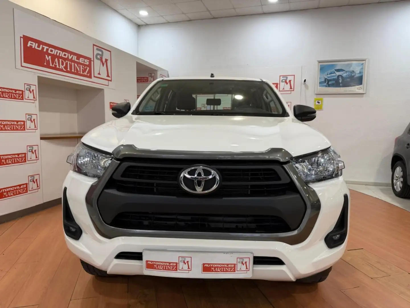 Toyota Hilux Cabina Doble GX Blanco - 2
