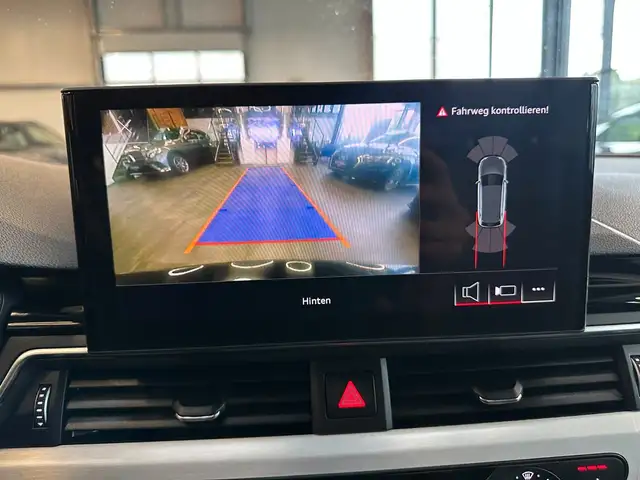 Audi A4 view 15