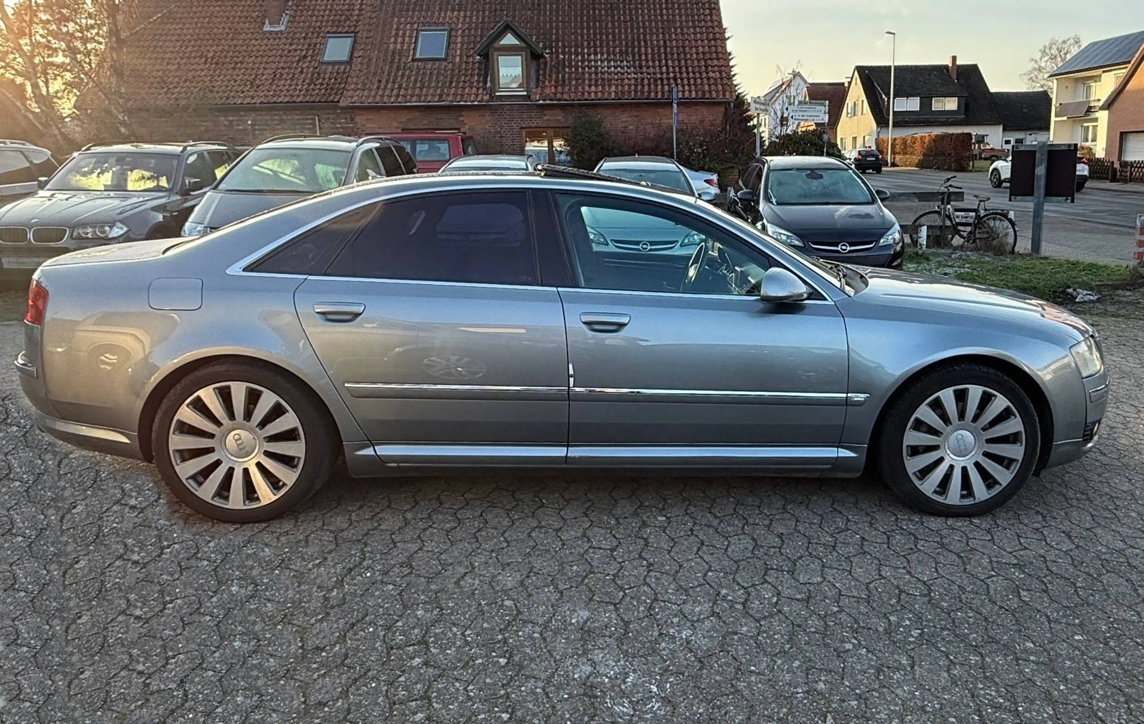 Audi A8 3.0 TDI quattro — photo 9