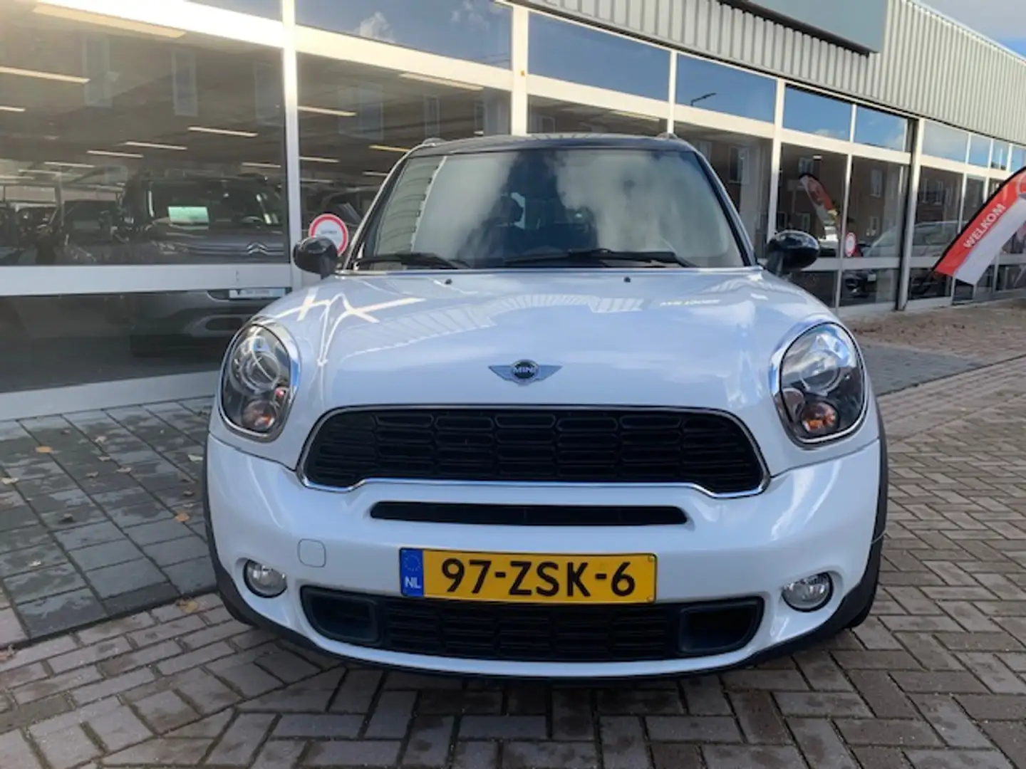 MINI Cooper S Countryman Mini 1.6 Chili, 184PK, panoramadak, leer . Wit - 2