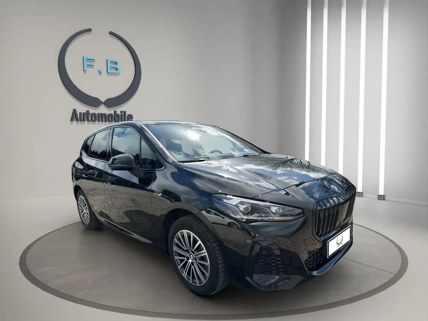 BMW 230 e xDrive M Sport/HEAD-UP/360*/UVM.. Schwarz - 1