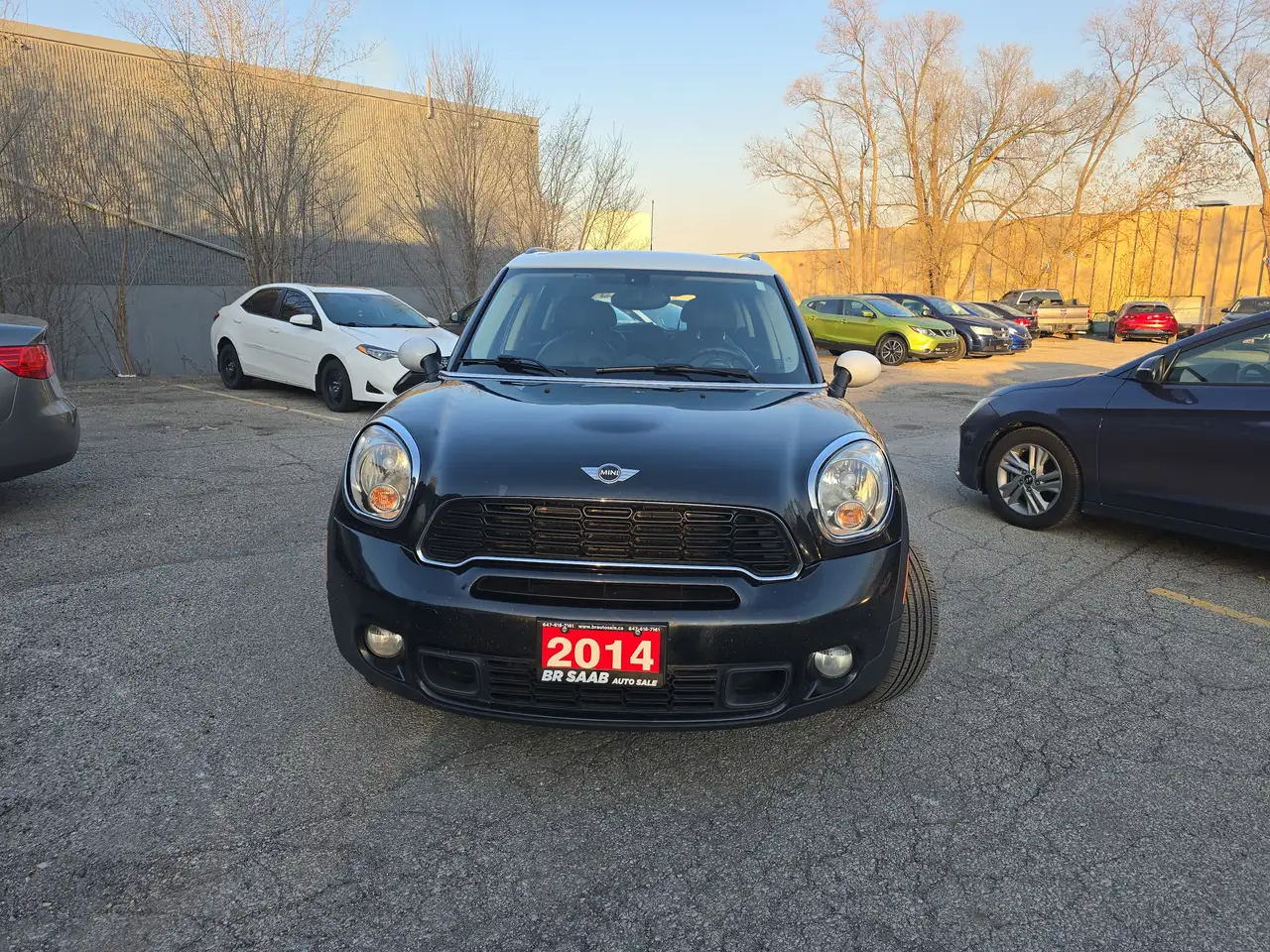MINI Cooper Countryman снимка MINI Cooper Countryman