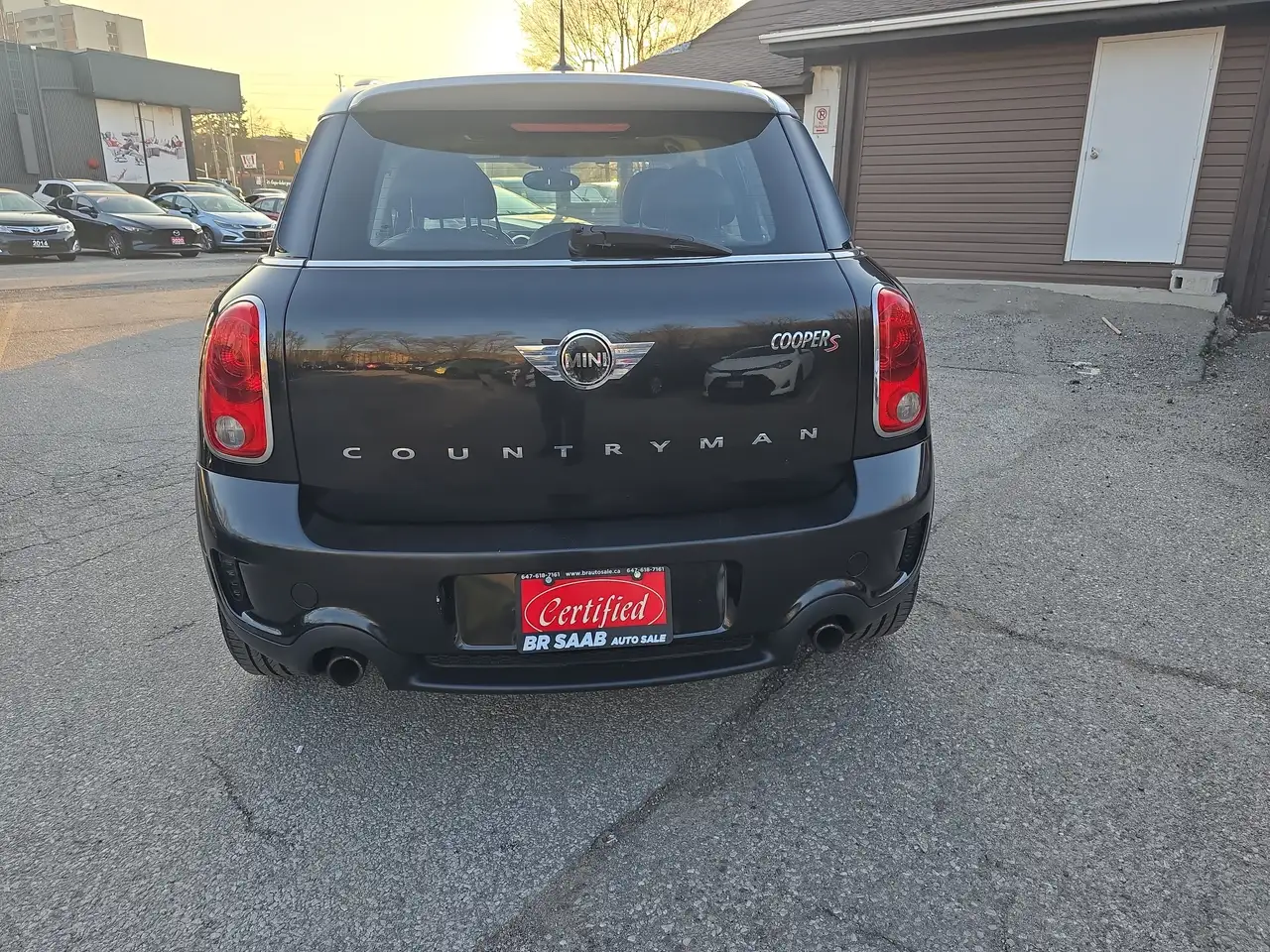 MINI Cooper Countryman снимка MINI Cooper Countryman