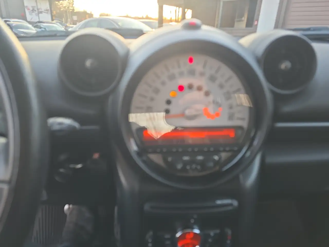 MINI Cooper Countryman снимка MINI Cooper Countryman
