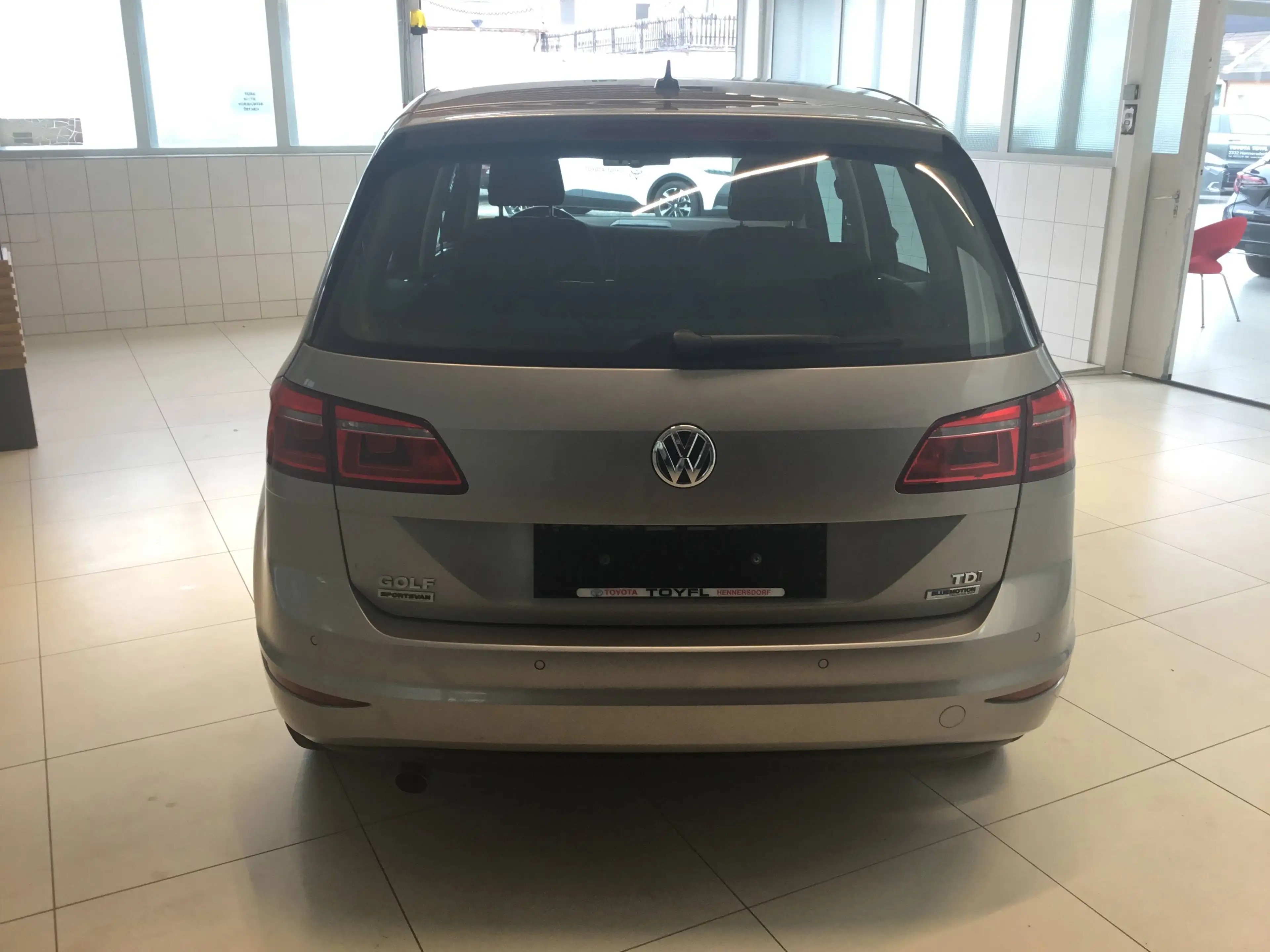 Volkswagen Golf Sportsvan 1,6 Highline TDI DSG — photo 6