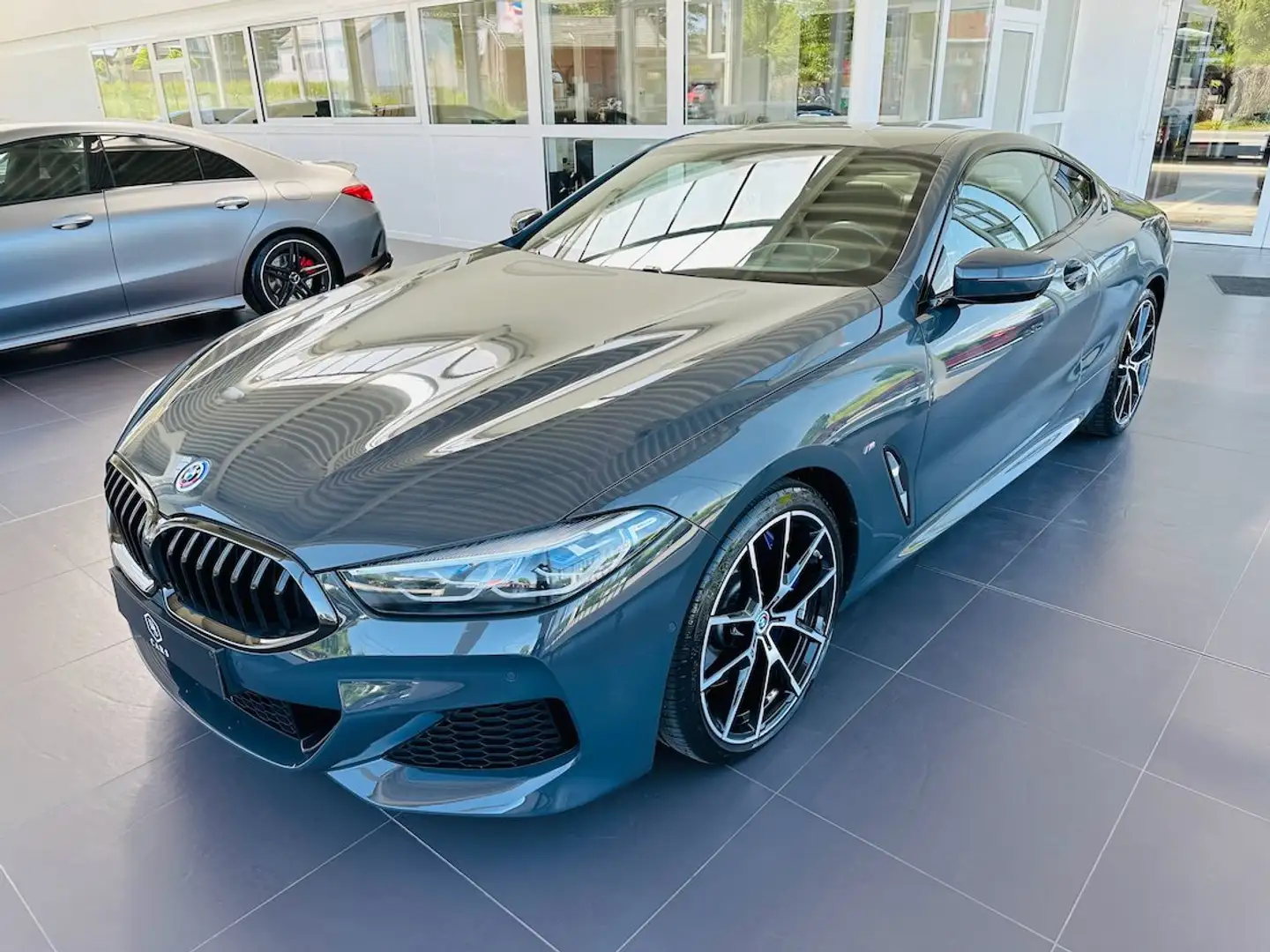 BMW 840 DA Coupé *** GARANTIE + PACK M + LED + FULL *** Grijs - 2