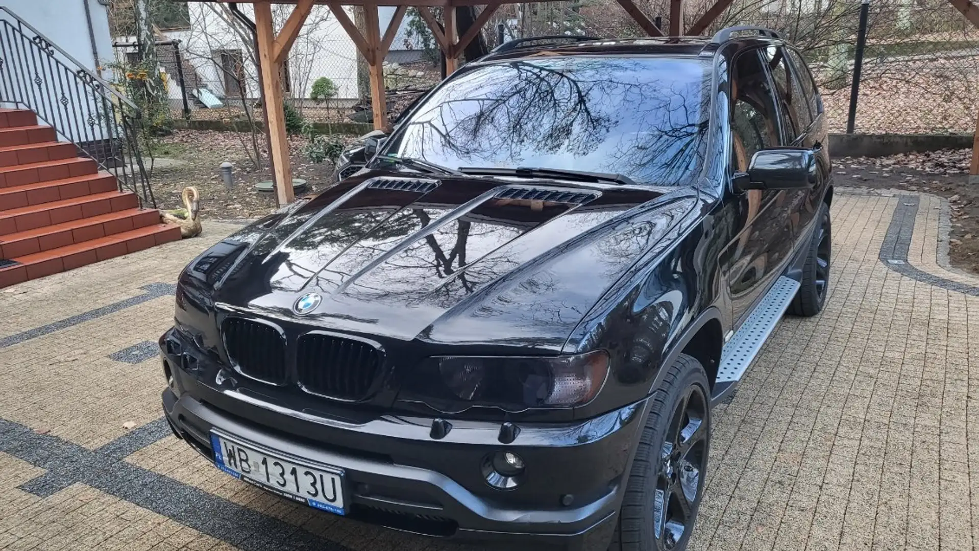 BMW X5 X5 4.6 is Schwarz - 1
