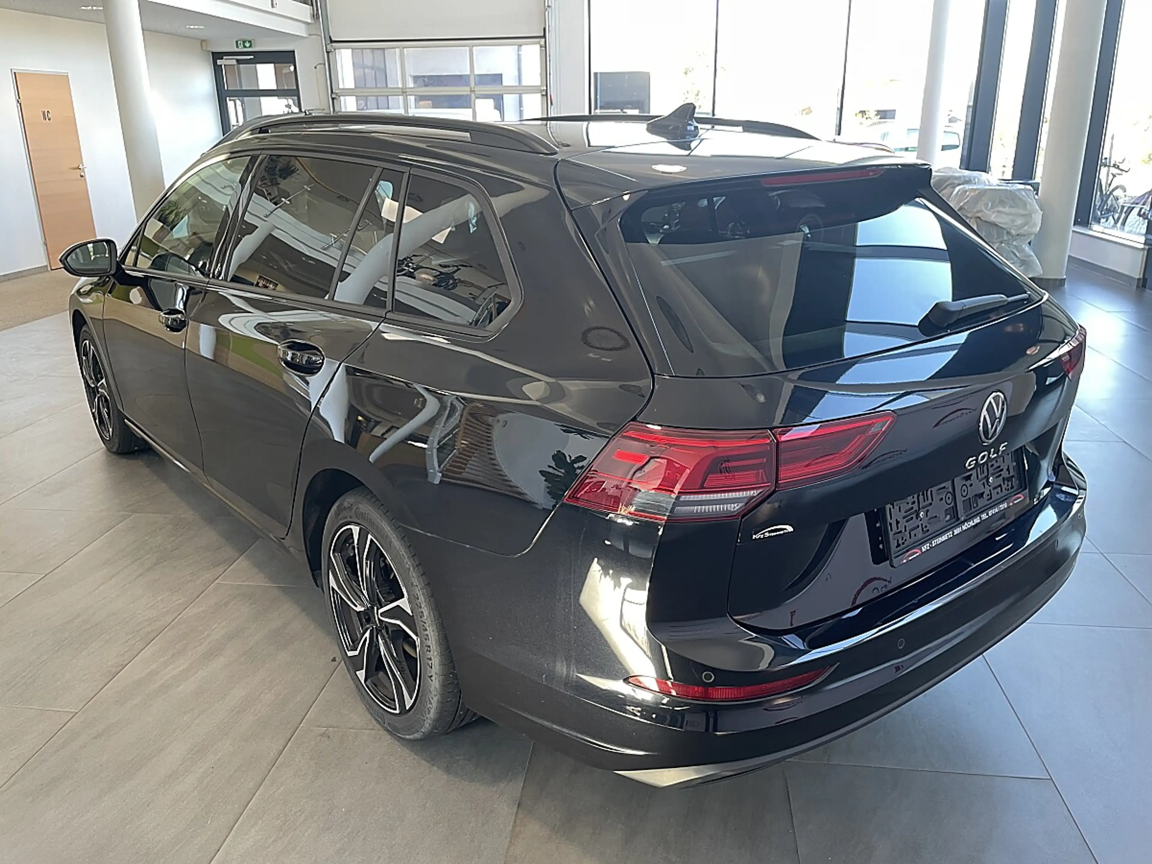 Volkswagen Golf Variant 2,0 TDI Life DSG — photo 7