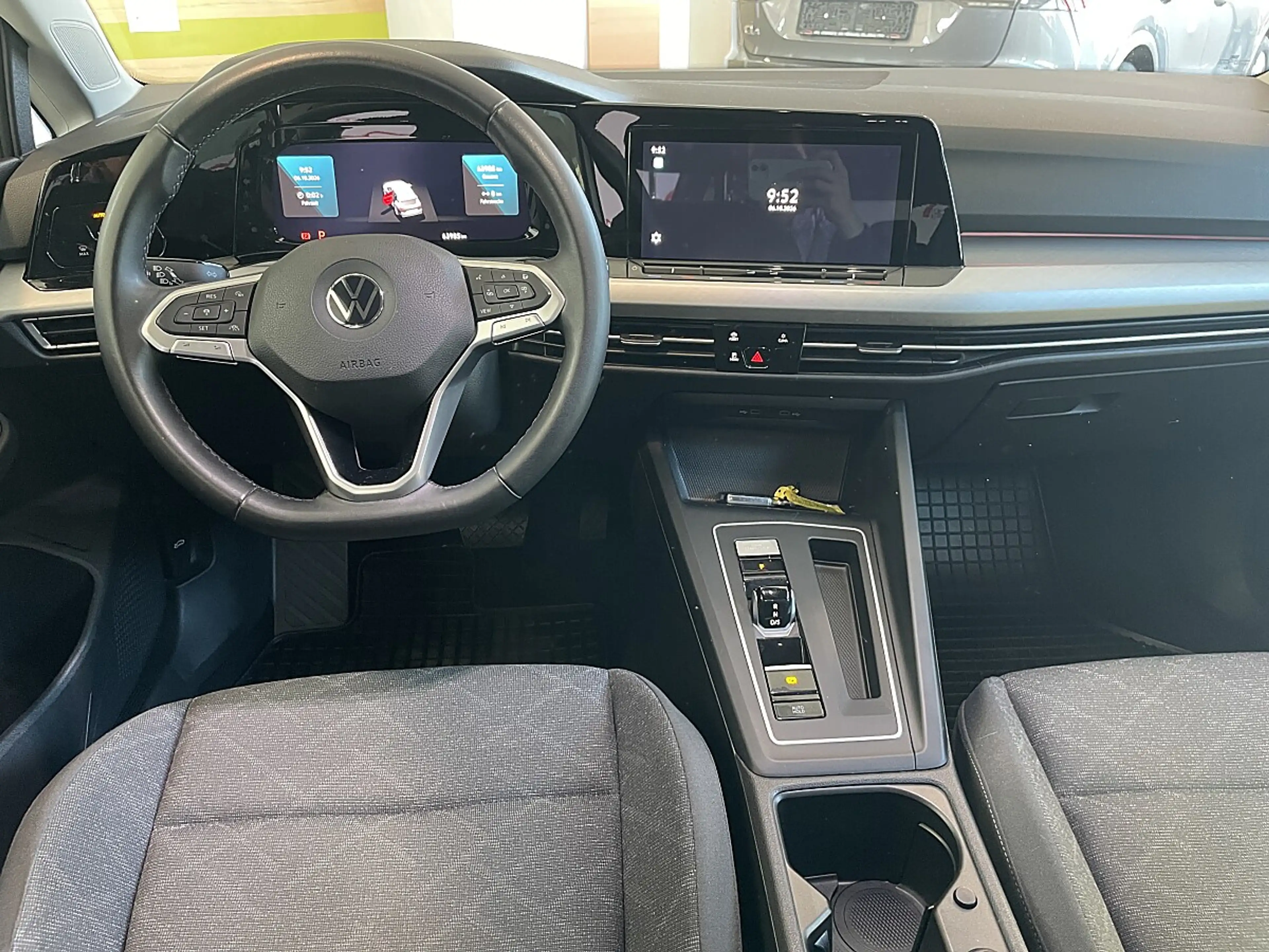 Volkswagen Golf Variant 2,0 TDI Life DSG — photo 11