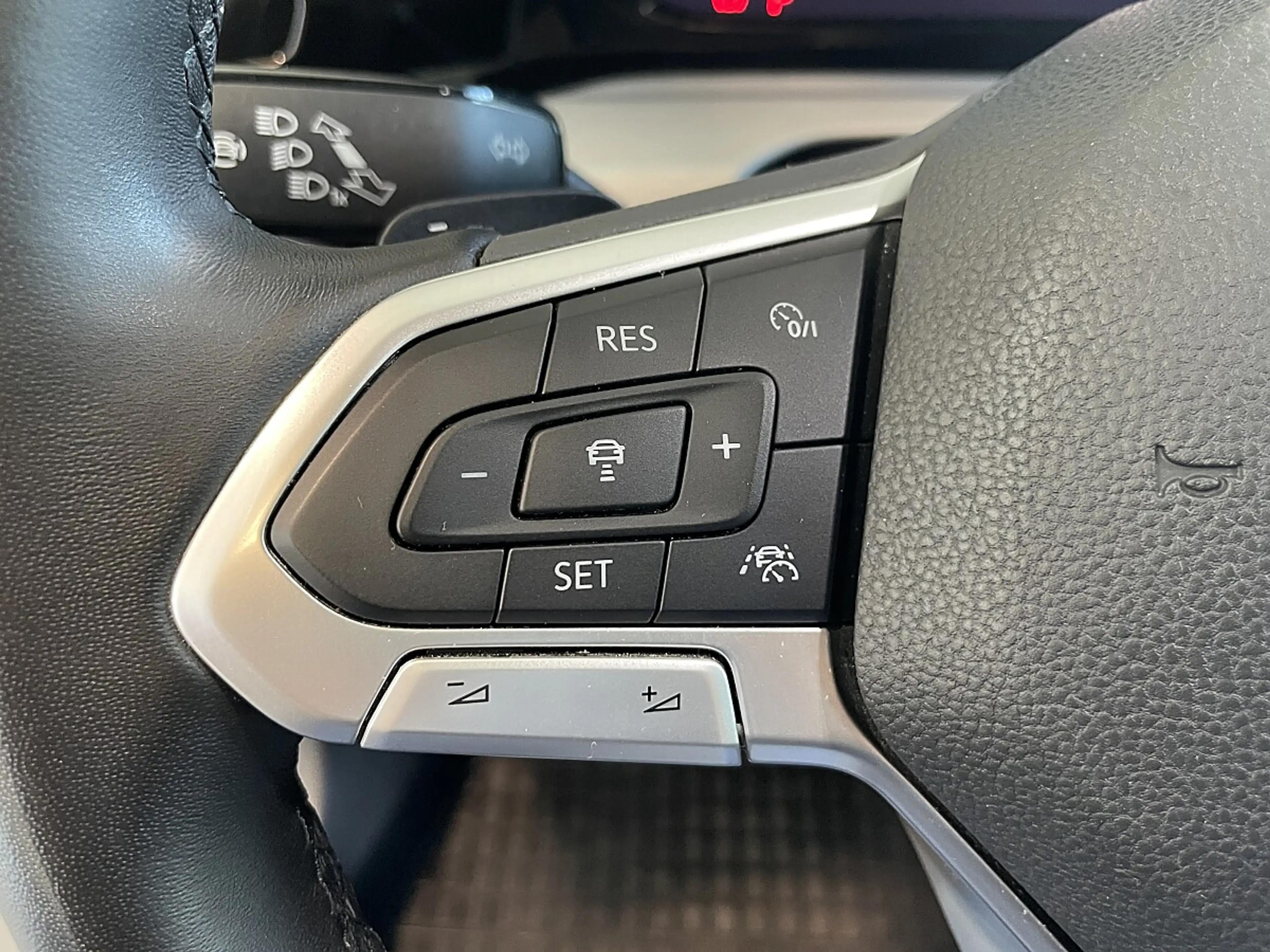 Volkswagen Golf Variant 2,0 TDI Life DSG — photo 14