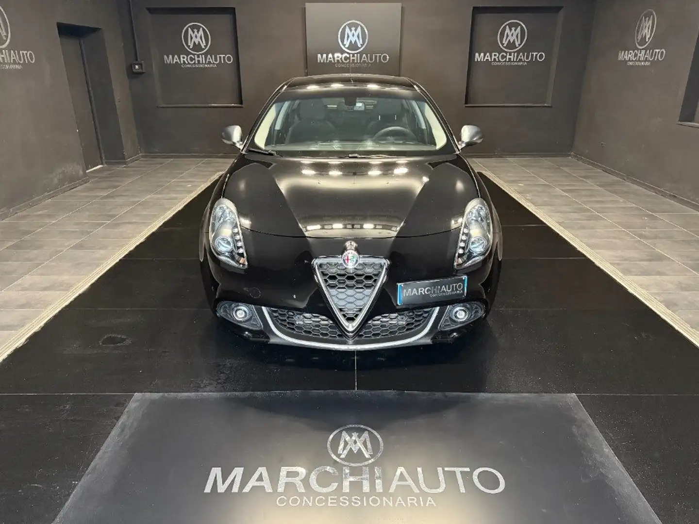Alfa Romeo Giulietta 1.6 JTDm 120 CV Ti Nero - 2