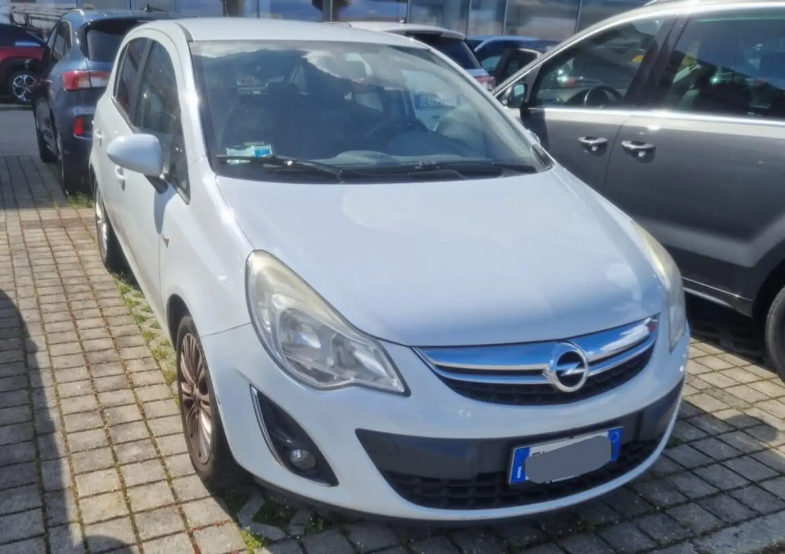 Opel Corsa 1.2 85CV 5 porte GPL-TECH One Bianco - 2