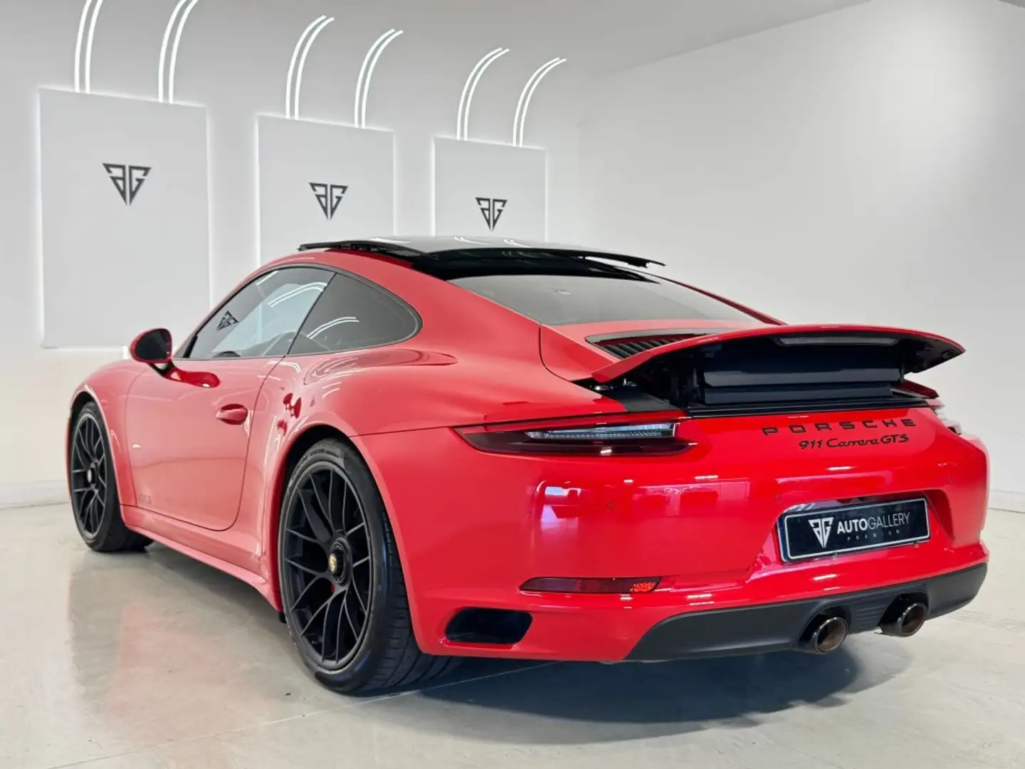 Porsche 991 Carrera 2 GTS Coupé PDK Rojo - 2