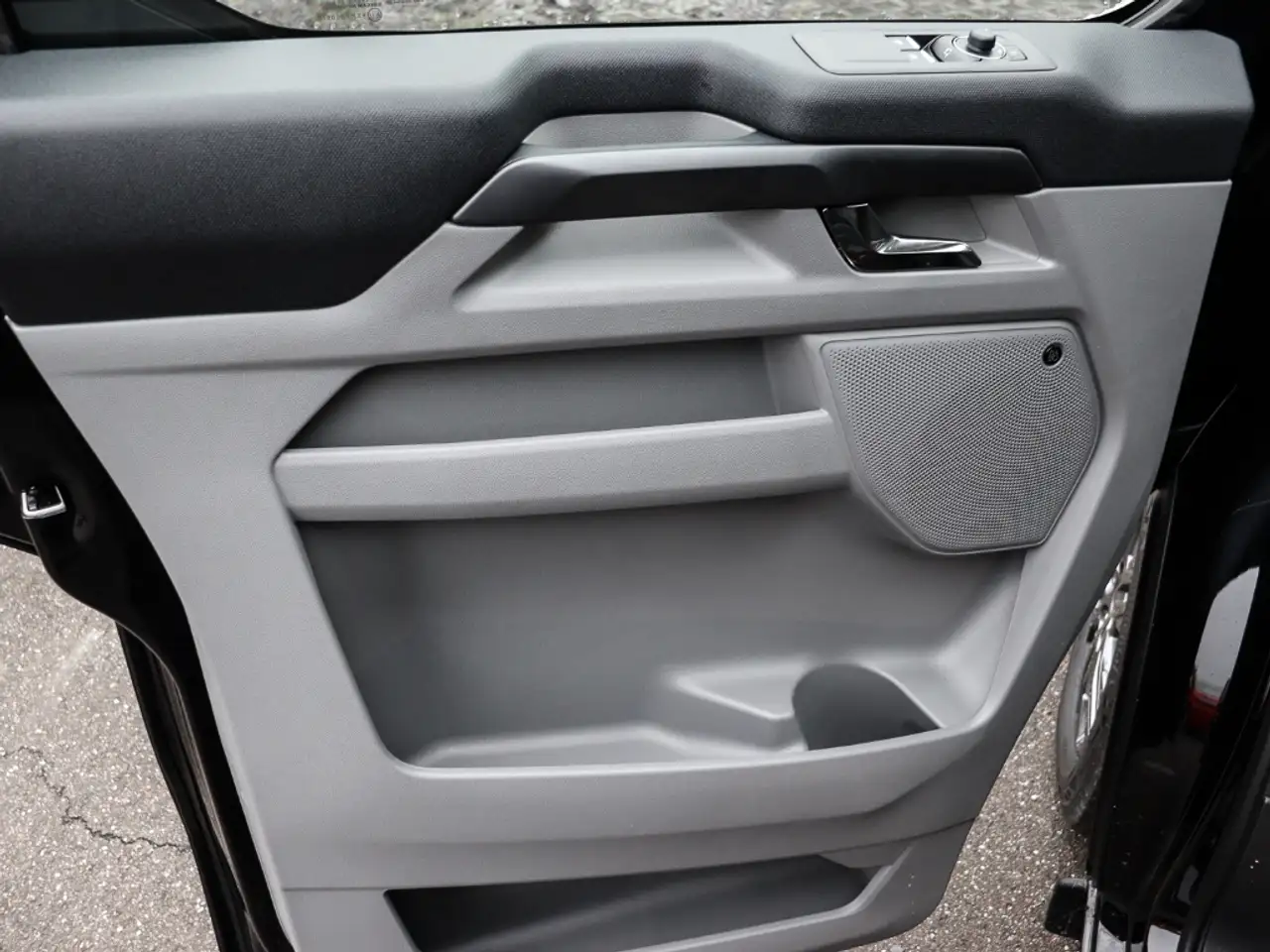 Ford Tourneo Custom Titanium L1 170PS Auto. B&O Techno 5 2x Schiebetür 10