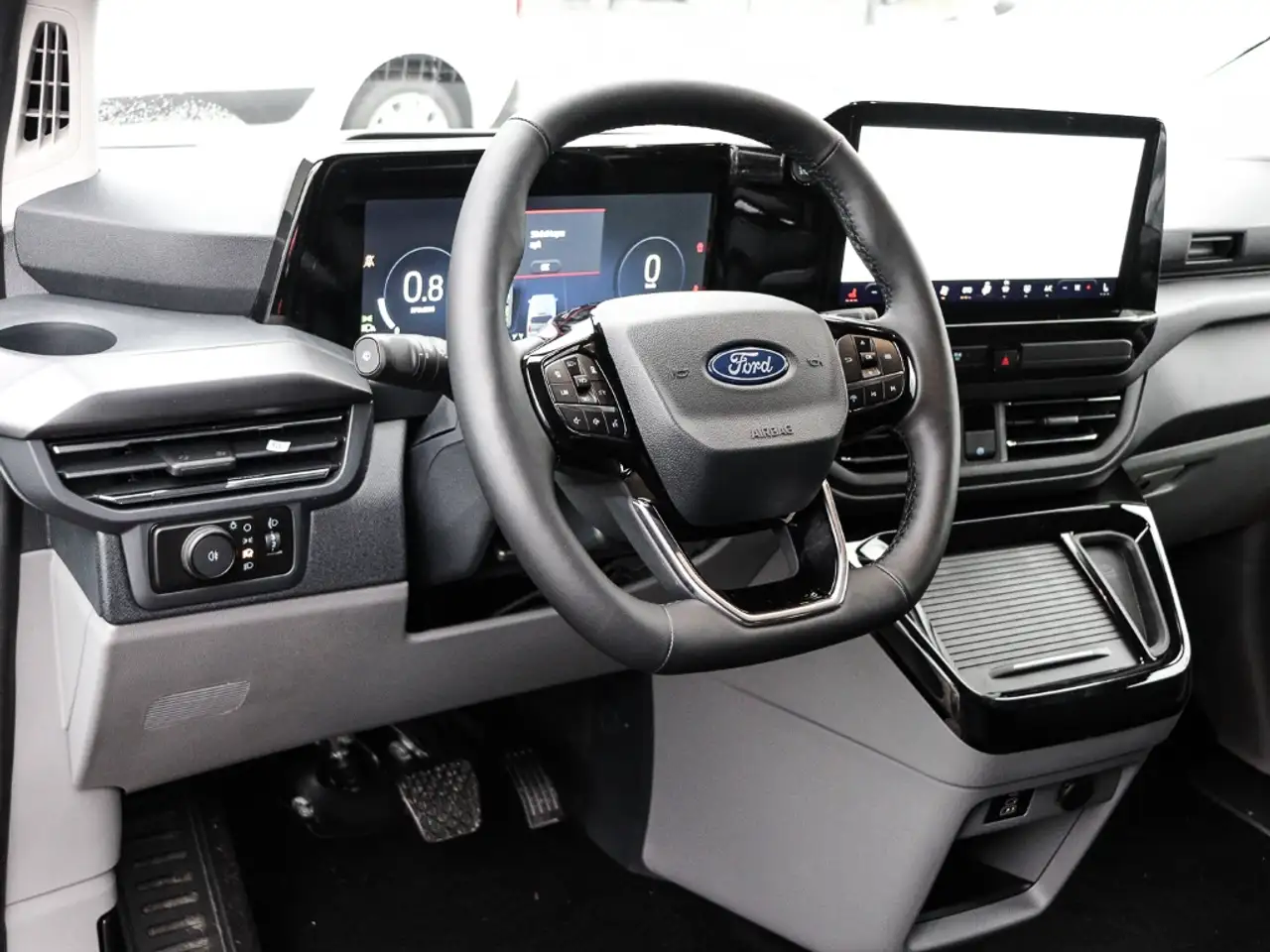 Ford Tourneo Custom Titanium L1 170PS Auto. B&O Techno 5 2x Schiebetür 3