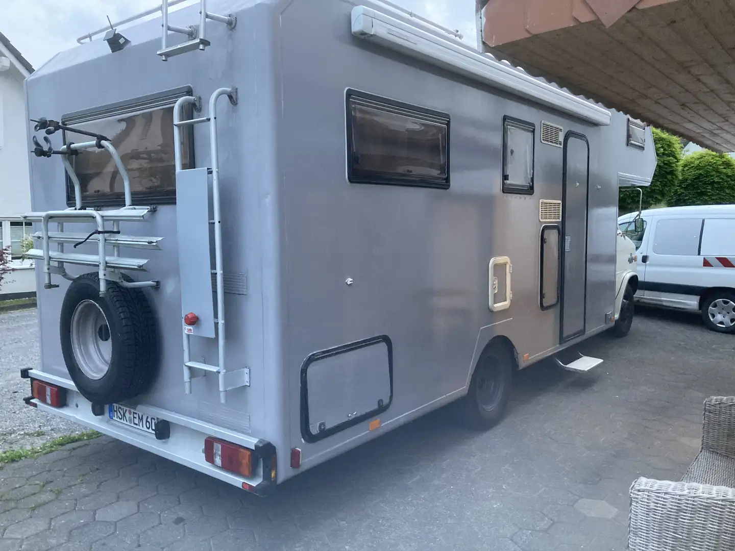 Chevrolet G Wohnmobil Grau - 2