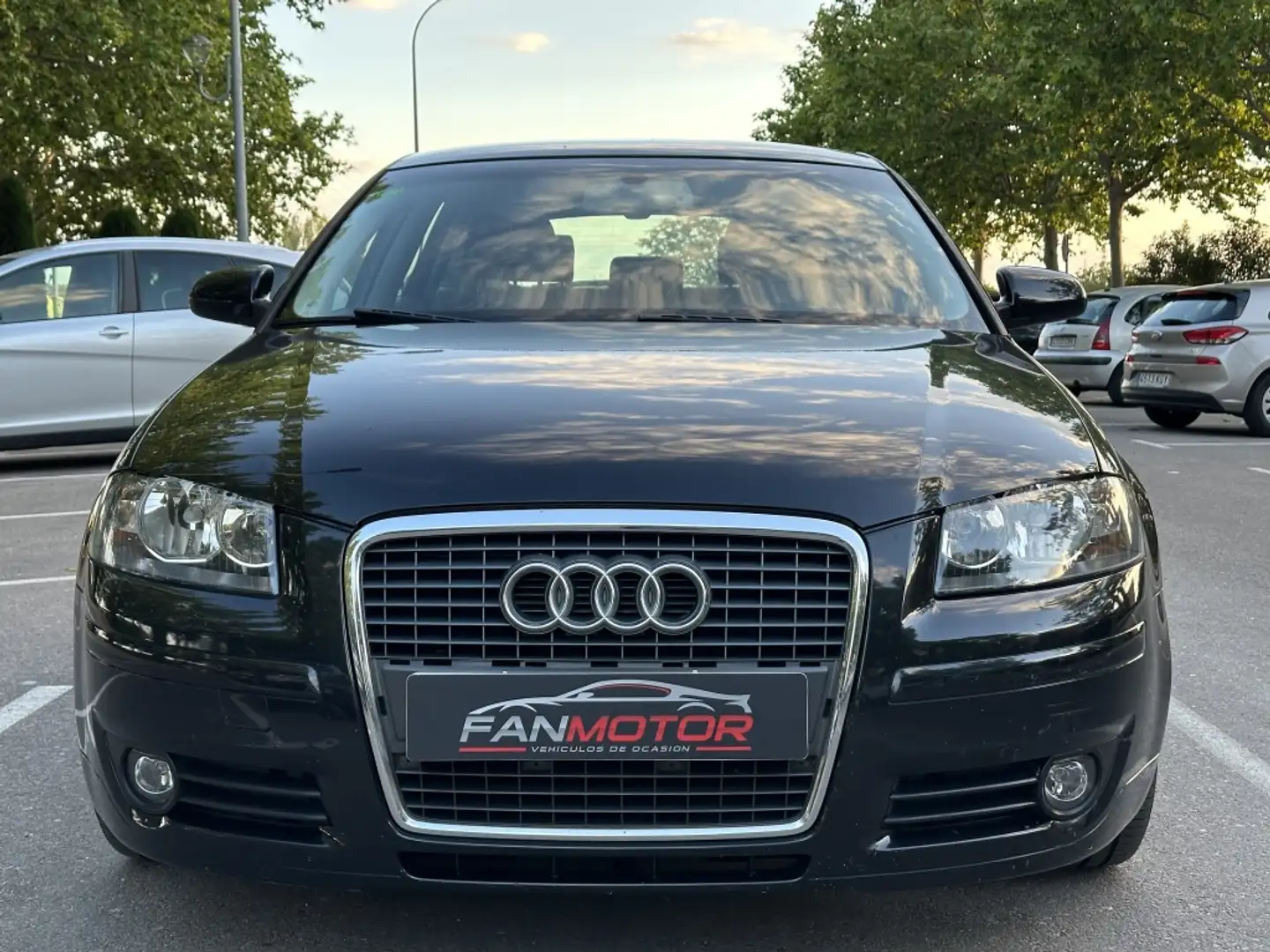 Audi A3 Sportback 2.0TDI Attraction Q. DPF Nero - 1