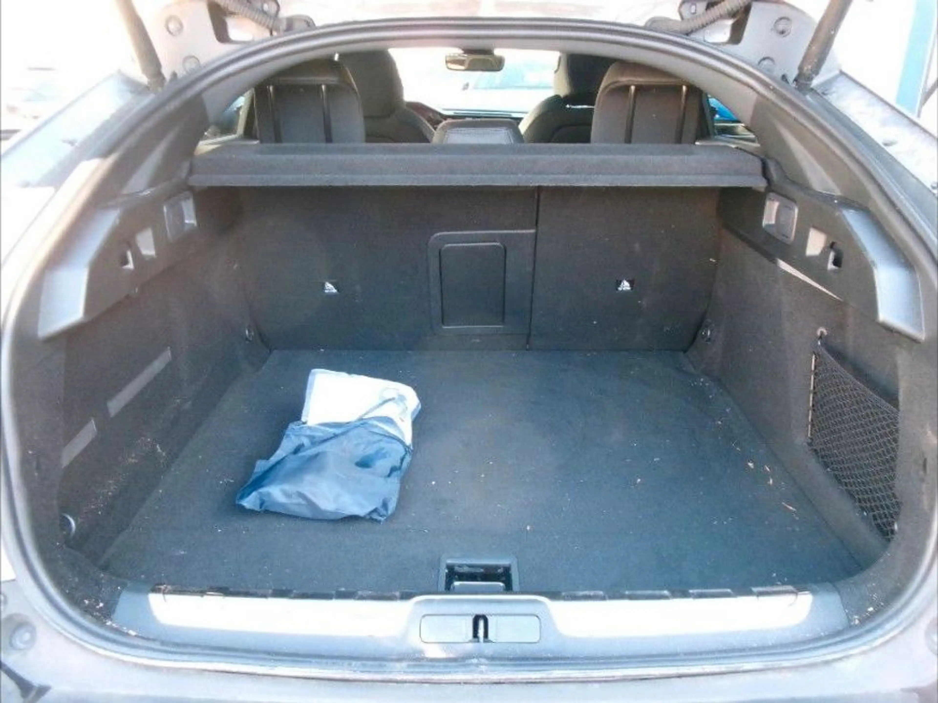 Peugeot 408 GT Hybrid 225*PANO*AHZV*Winterpaket* — photo 15