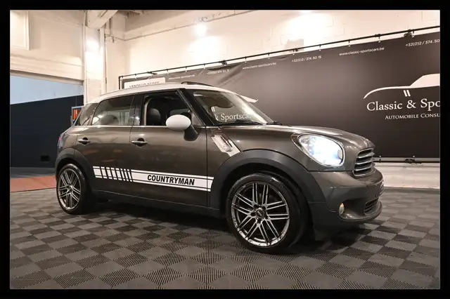 MINI Cooper D Countryman Mini Countryman 1.6 D Cooper ALL4 / TOIT PANO / CUIR / GPS NAVI / XENON / PDC !!