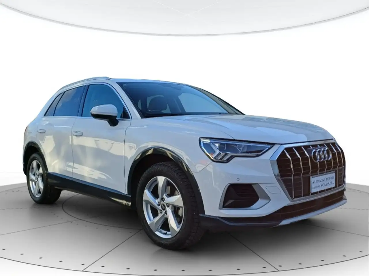 Audi Q3 35 2.0 tdi business advanced s-tronic 3
