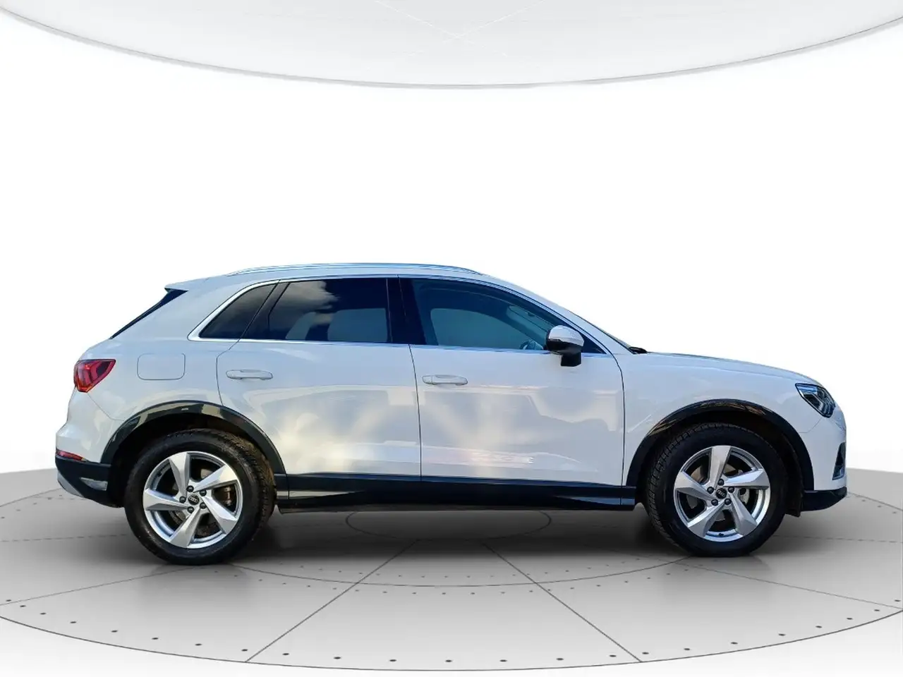 Audi Q3 35 2.0 tdi business advanced s-tronic 4