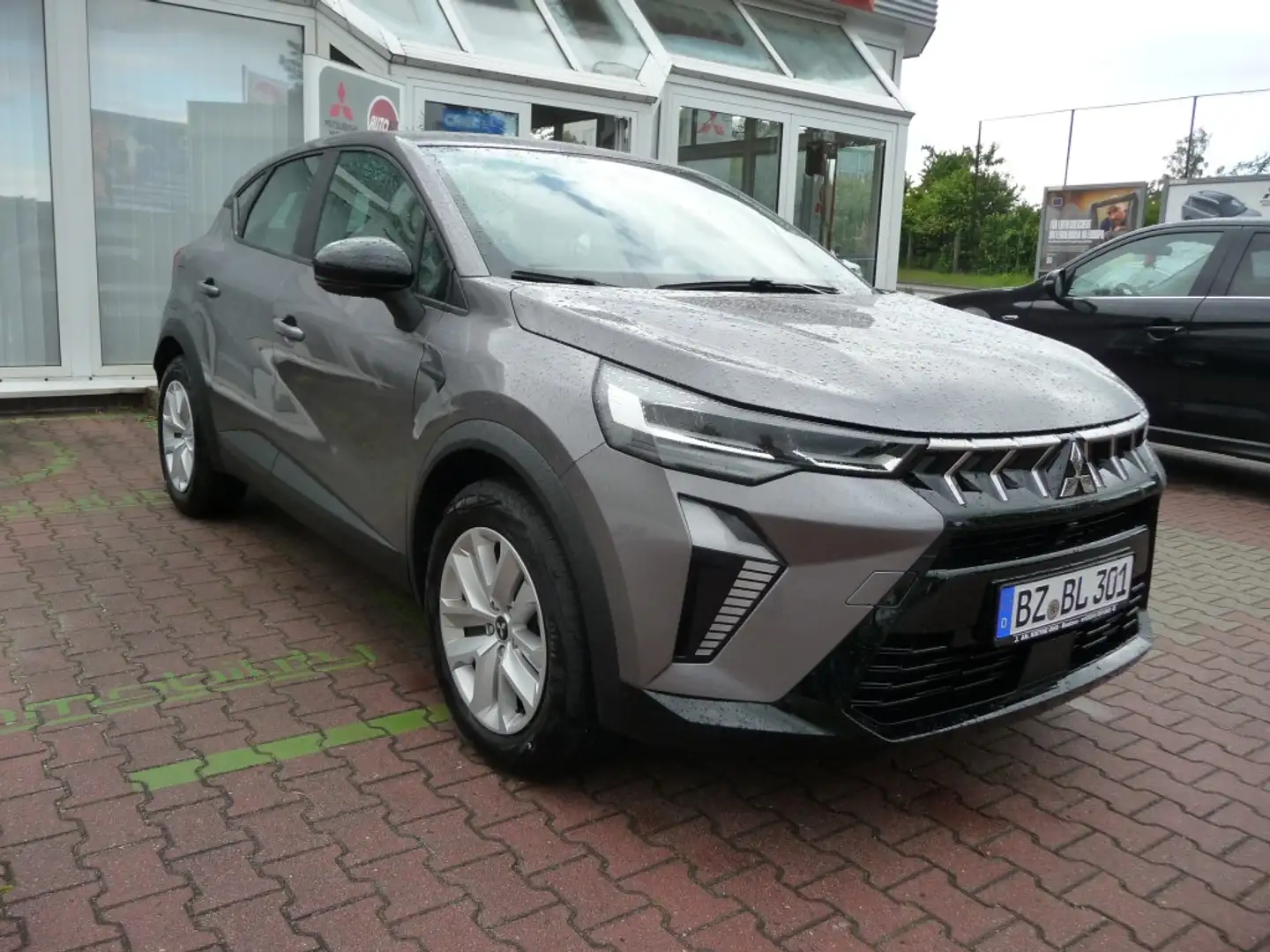 Mitsubishi ASX 1.0T 6-Gang Vorführwagen incl. M+S Grau - 1