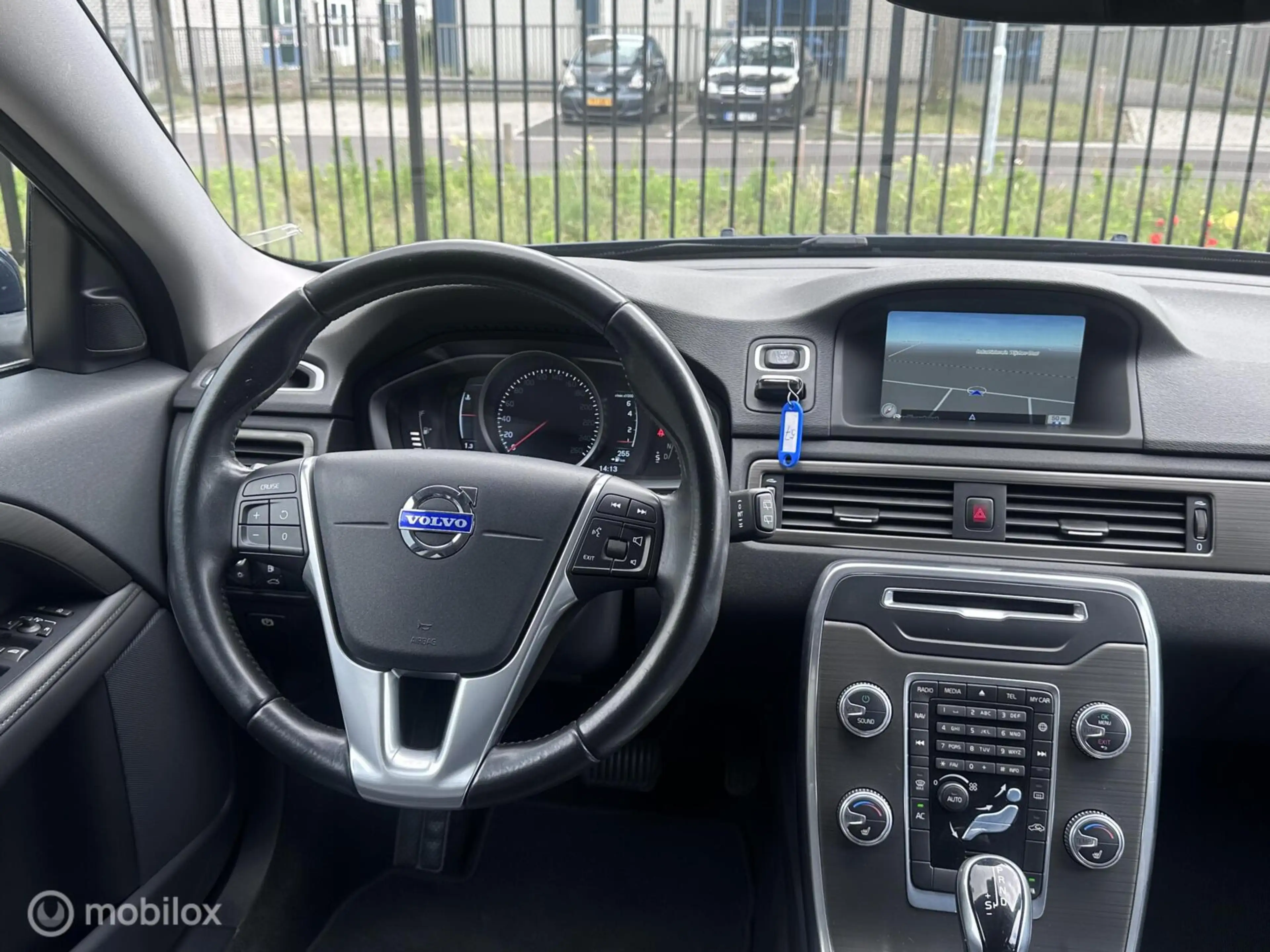 Volvo V70 T4 Momentum|Automaat|Standkachel|Trekhaak|Leder|Na — photo 43