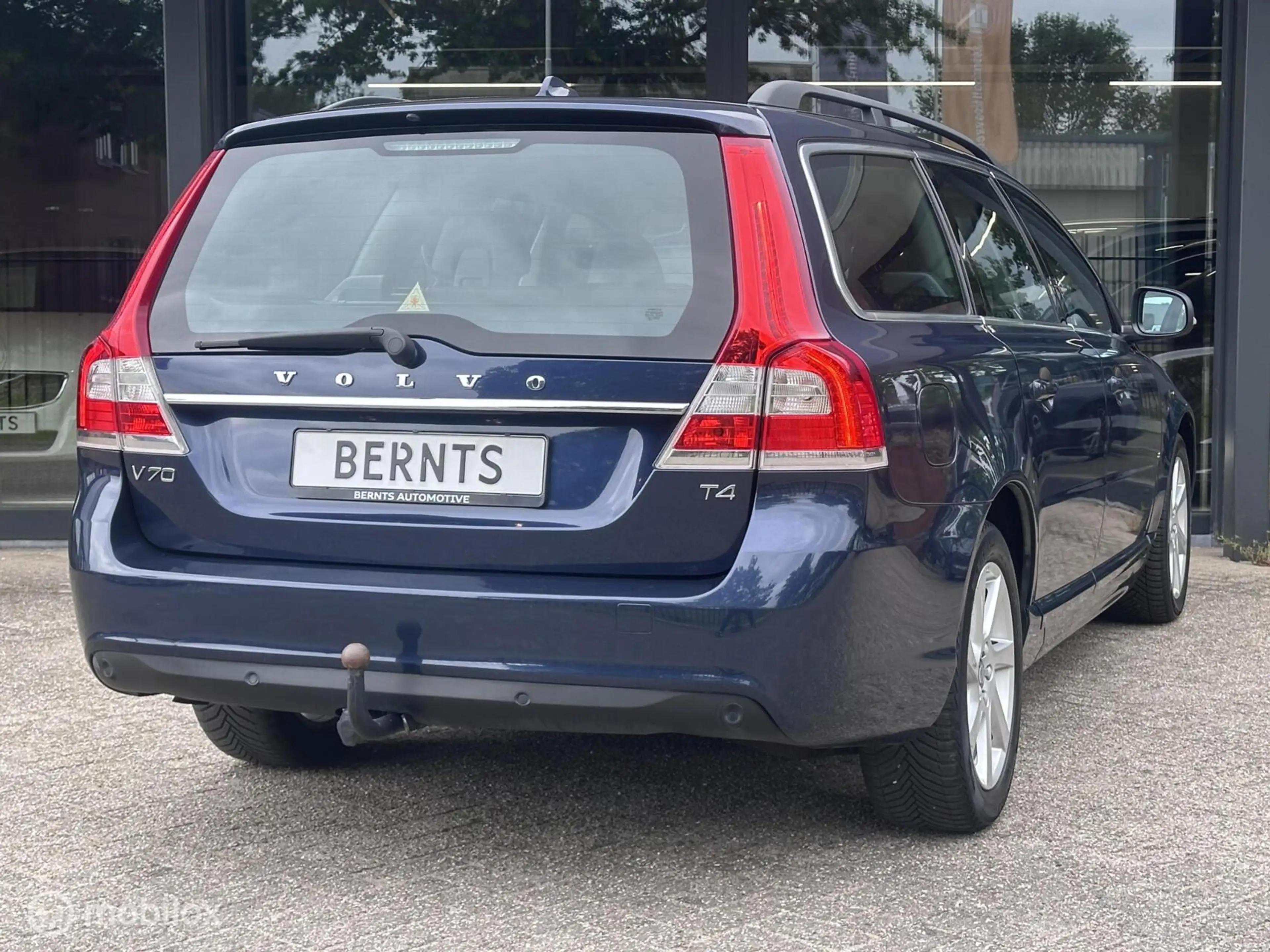 Volvo V70 T4 Momentum|Automaat|Standkachel|Trekhaak|Leder|Na — photo 8