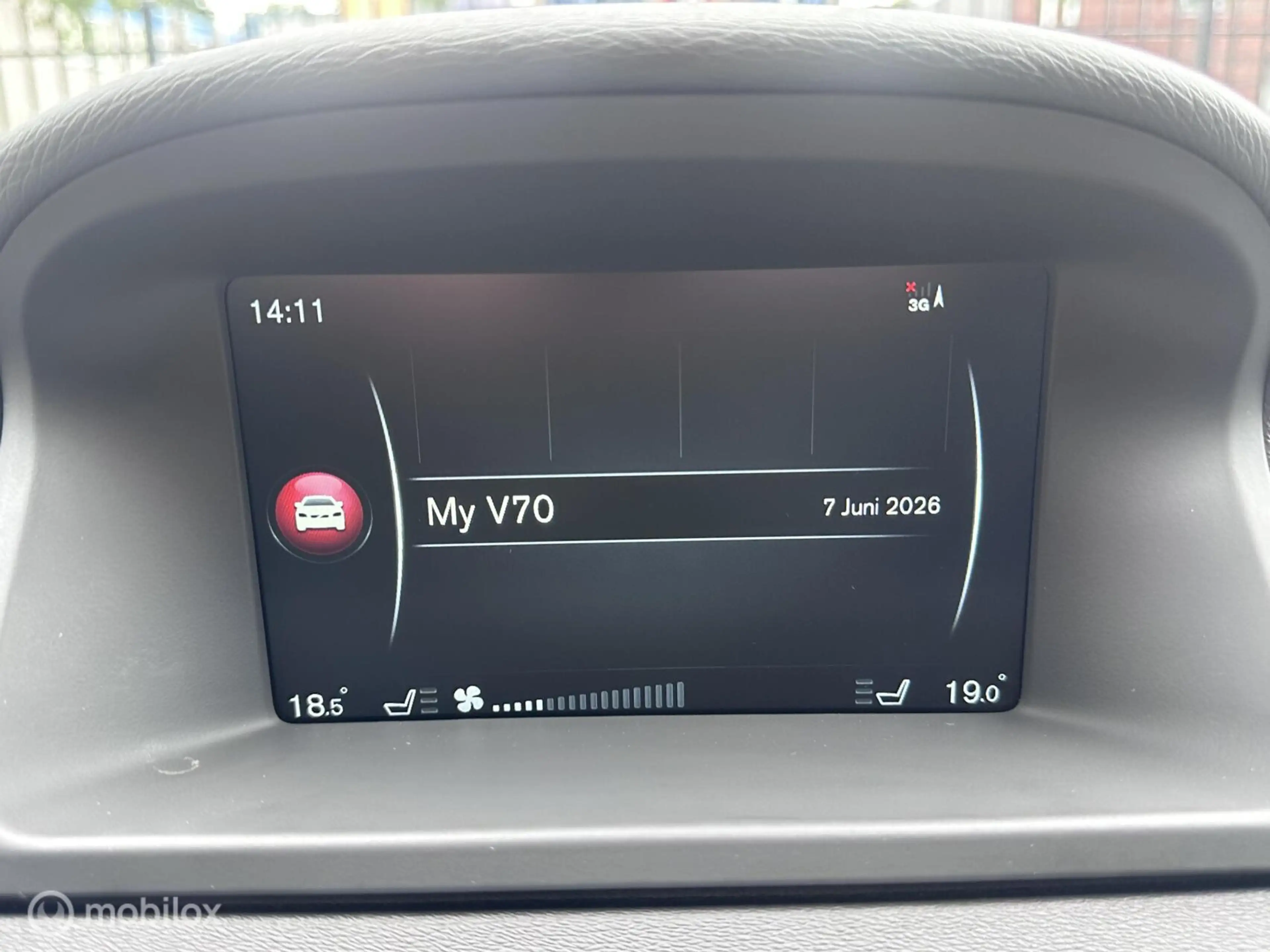 Volvo V70 T4 Momentum|Automaat|Standkachel|Trekhaak|Leder|Na — photo 37