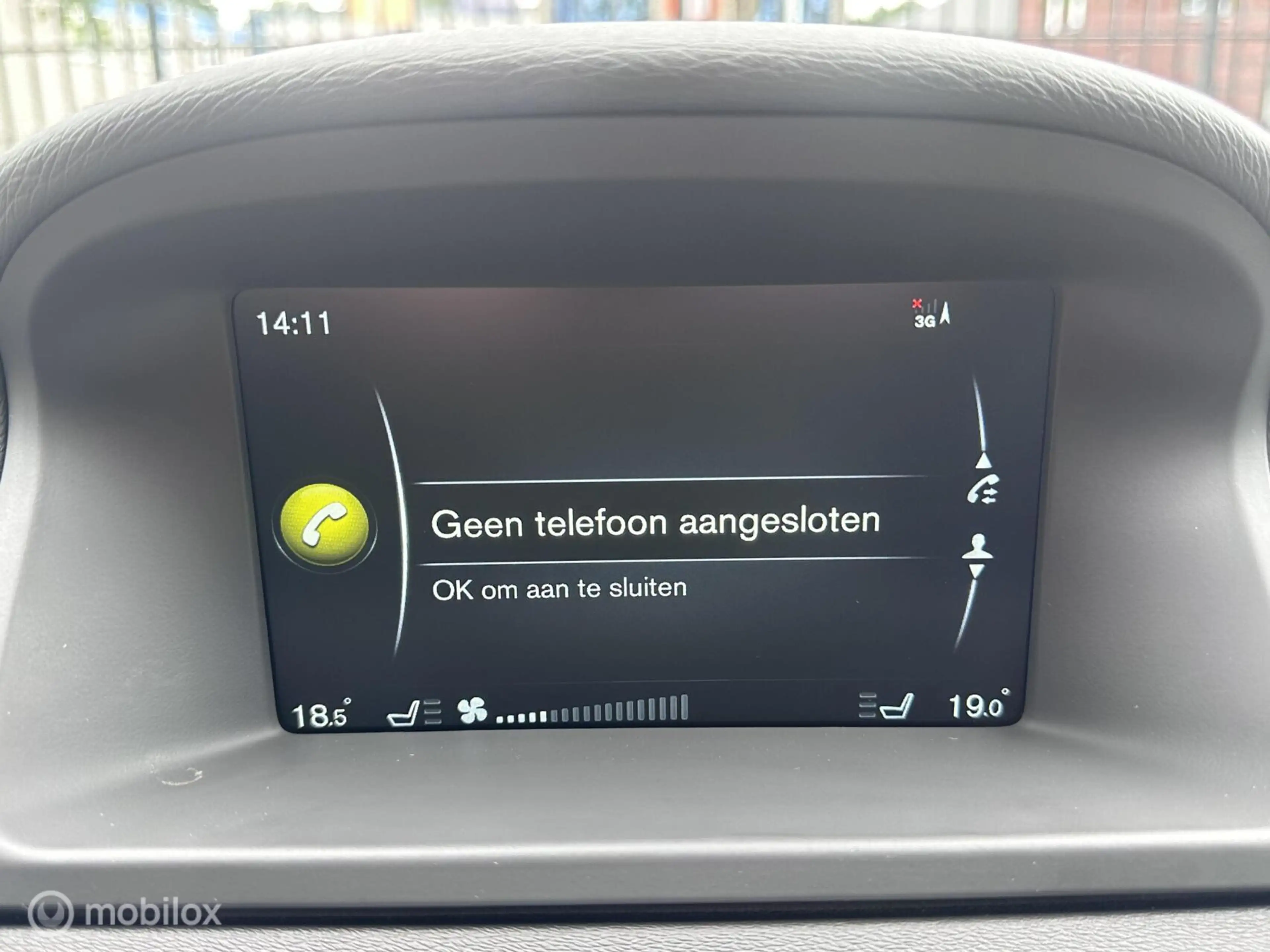 Volvo V70 T4 Momentum|Automaat|Standkachel|Trekhaak|Leder|Na — photo 36