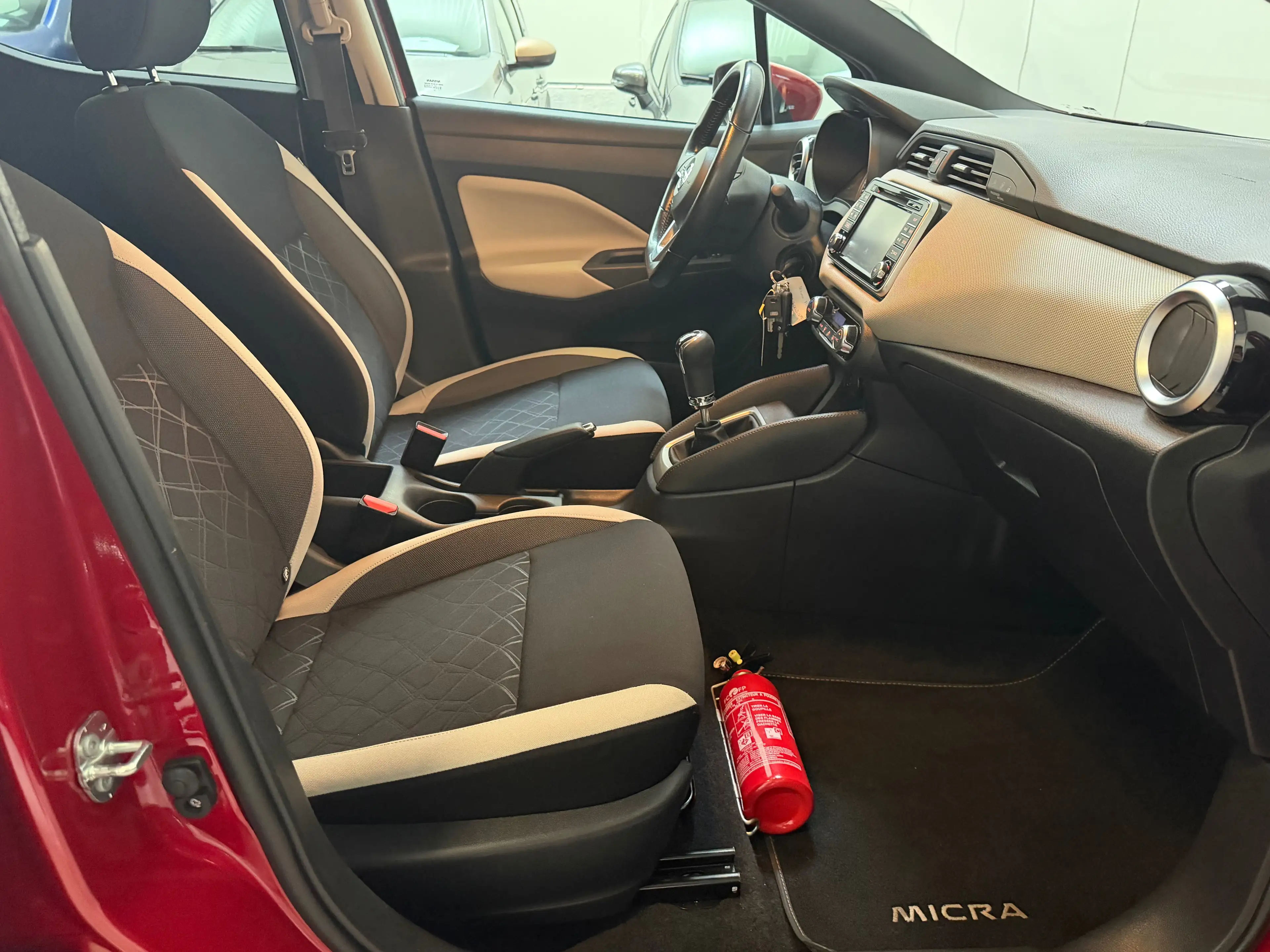 Nissan Micra Micra 0.9 IG-T N-Connecta Collision* Brake assist* Cam* — photo 11