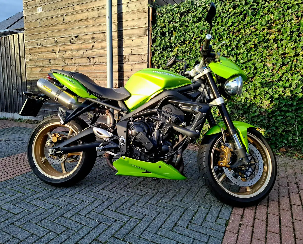 Triumph Street Triple 675