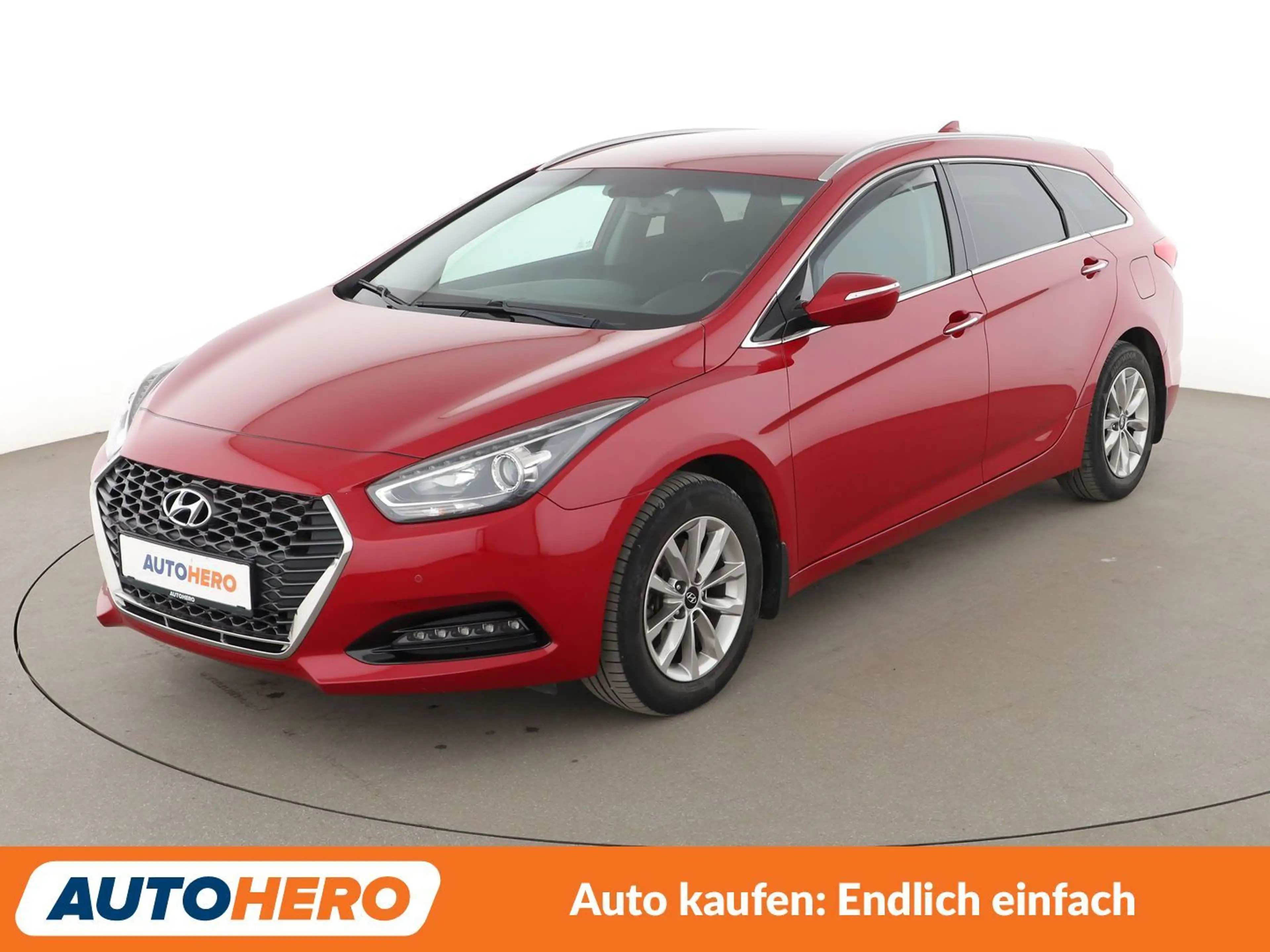 Hyundai i40 1.6 CRDi Space Aut*NAVI*TEMPO*CAM*PDC*SHZ*